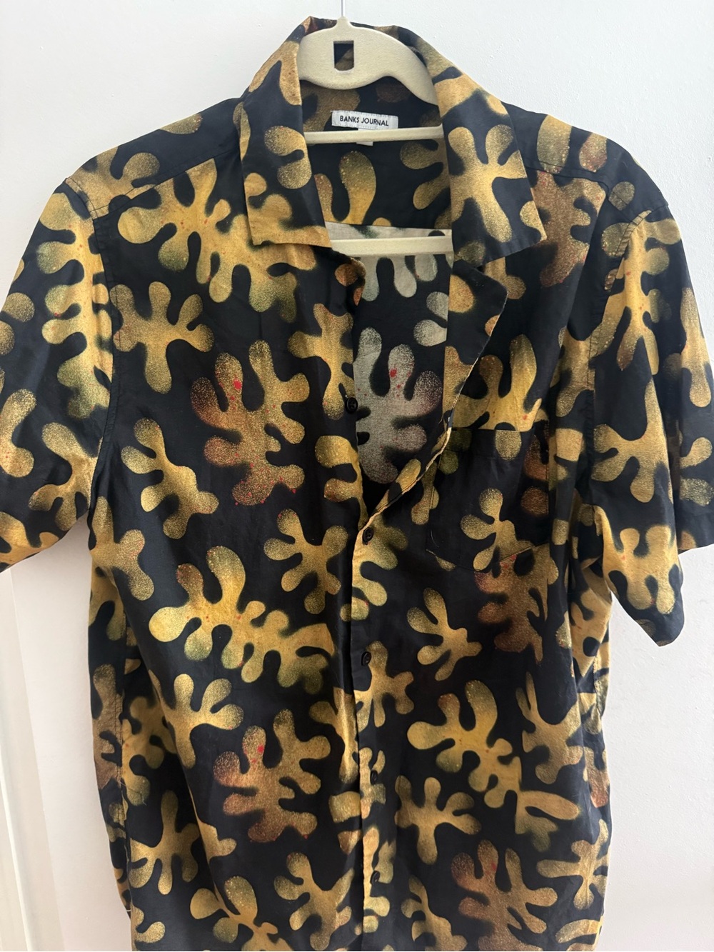 Banks Journal Black & Gold Short Sleeve Button-Down Shirt